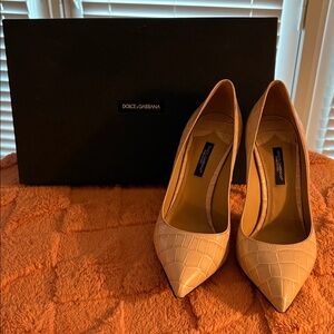 Dolce & Gabbana Tan Croc-Embossed Pumps